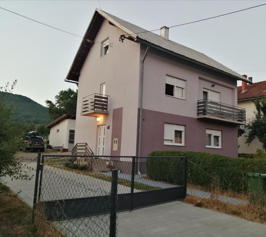 House Natali Apartman Vrhovine Kültér fotó